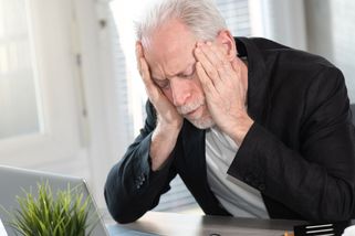 KOMENTÁŘ: Vysoké ceny energií, odchod do důchodu těsně před smrtí a vysoké odvody živnostníků....