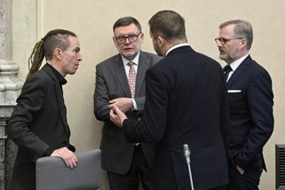 Lídři vládních stran se těší na práci s Pavlem. Bartoš vyzval Babiše k omluvě