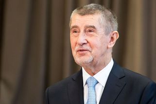 Babiš vás obral o 600 000 Kč za dopoledne. A vy mu ještě zatleskáte - Médium.cz