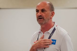 Všichni tu byli právem, hájí šéftrenér atlety. Nevedlo se vrhačům, v bězích ujíždí vlak - Sport.cz