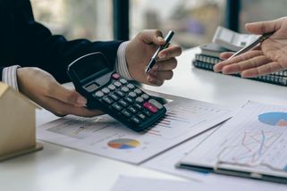 Češi objevili cestu, jak zrušit nevýhodné úvěry. Úřad se jich zastane bezplatně - Seznam Zprávy