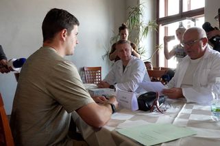 Branci u odvodní komise. Armáda testuje připravenost na krizový stav - Novinky