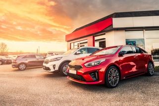 AAA Auto, AutoESA i Autodraft otevřeně: poctivý prodejce vám dovolí auto rozebrat do šroubku