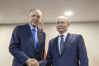 Zrada Turecka? Několik bank se připojuje k ruskému platebnímu systému, uvedl Erdogan