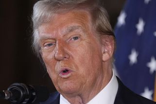 Chápu pocity Ruska ohledně NATO na jeho prahu, řekl Trump - Novinky