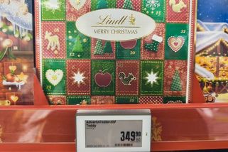 Je to tady znovu. Vánoční kolekce nabízejí obchodníci i letos za přemrštěné ceny - Novinky