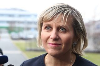 Nastudujte si jednací řád. Šéf senátu vyškolil Vil...