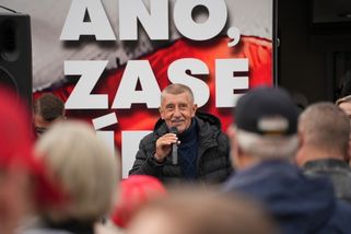 Záplava stížností. Soud čelí nárokům na zrušení volby Babiše i SPD