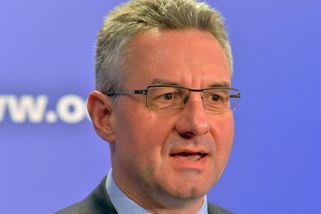 Zahradil urputně útočí na Havla. Jenže ten je podl...