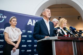 Online: Poprvé se schází nová Sněmovna. Vznikající vláda podepíše koaliční smlouvu - Seznam Zprávy