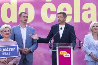 Proč přijal šifrovaný telefon? Hřib se opět obul do Rakušana, ten ho zve ven - Seznam Zprávy