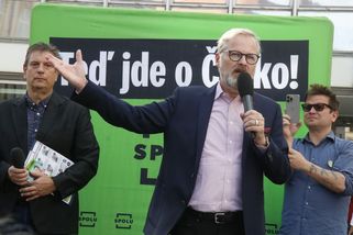 Promluvil "jiný" Fiala. Svobodný, bez optimismu. "Čekají nás porážky," varoval