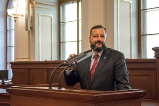 securitymagazin.cz/defence/poslanec-ruzicka-skupina-d-drony-nemesis-1404073767.html