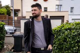 Poslanci z generace Z jsou hvězdami internetu - Novinky