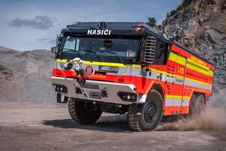 Nová Tatra Force pro hasiče pomalu finišuje. Prototyp ukazuje masivní inovace, ale i zachování klasiky - Garáž.cz