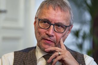 Euro v roce 2029 či 2030. TOP 09 a STAN vytáhly stejné téma - Novinky