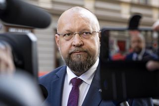 Lidovci navrhnou do vedení sněmovny Bartoška - Novinky