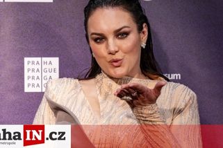 prahain.cz/celebrity/uctenka-za-benzin-ewy-farne-zpusobila-pruvan-na-radnici-22610.html