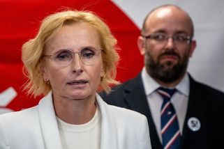 Deset haléřů na letenky do Kremlu. Dárci se vysmívají hnutí Stačilo! - Novinky