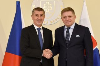 Fico dělá ze Slovenska ruskou žumpu. Babiš chce to...