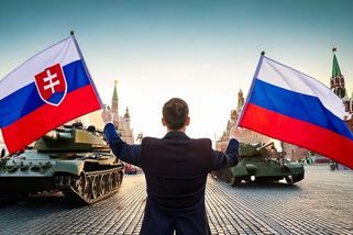 Fico mává ruskou vlajkou a jeho voliči mu za to tleskají - Médium.cz