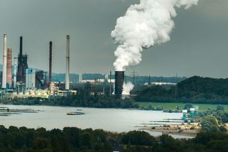 Brusel couvl. Evropská komise přijala český návrh zastropovaní ceny povolenek