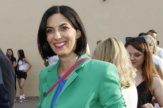 První foto Pekarové Adamové po přiznání zdravotních komplikací a konci v politice. Lidé si všímají jejího vzhledu