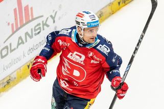 Hokejový útočník Vondráček bude hrát za Pardubice do roku 2029 - Sport.cz