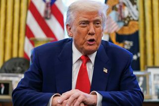 Trump zvažuje pozastavení cel na auta - Novinky