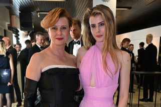 Upřímná zpověď dcery Schneiderové a Švehlíka: Krásná Sofie Anna promluvila o rozvodu rodičů – eXtra.cz