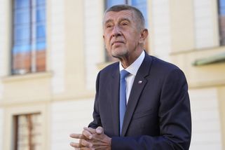 Nejsou peníze, nastala rozpočtová paralýza, pustil se dramaticky Babiš do končící vlády - Novinky