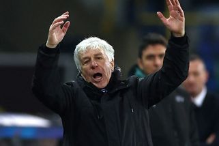 Za pohlazení tváře penalta. Kouč v Lize mistrů nechápal - Sport.cz