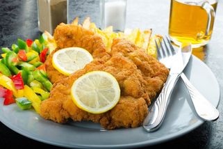 Dražší řízek už Češi nevydýchali. Radši si ho dají doma - Seznam Zprávy