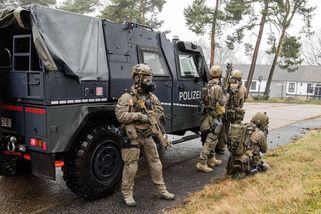 Vyhostíme je všechny. Německo nebude u mladých Syř...