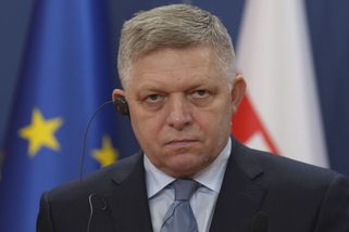 Deník Sme: Robert Fico je nástrojem ruské propagandy a diskuze o plynu je záminkou - Novinky