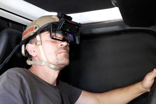 Tankista vidí skrz pancíř jako v proskleném kokpitu, dokázala nová technologie z Brna - Novinky