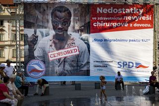 Soud přirovnal kampaň SPD k propagandě totalitních režimů, avšak nezasáhl - Seznam Zprávy