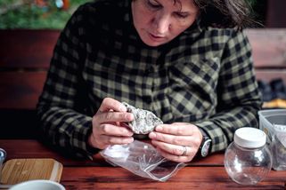 Slibovali biliony korun z lithia. Teď to vypadá, že bez dotací to na Cínovci nepůjde