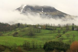 Západ Evropy ovlivňuje níže Dagmar, ve středu přinese srážky i do Česka
