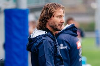 Pískot na pana Nedotknutelného. Fanoušci posílají Nedvěda s národním týmem do Mongolska