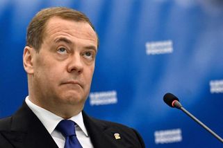 „Potopit ten prokletý ostrov anglosaských psů.“ Medvěděv chce odstranit Británii z mapy světa - Novinky