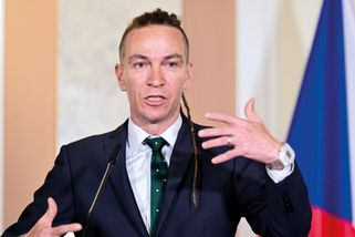 Ivan Bartoš by měl odstoupit. Jako politik absolut...
