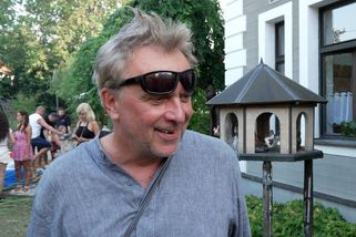 Tomáš Matonoha svedl vinu za svůj vzhled bezdomovce i na manželku Lucii Benešovou