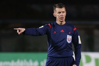 Rozhodčí Paták dopískal. Fotbalovému trestu však unikne - Seznam Zprávy