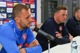 Když bude potřeba, zaskočím i za gólmana, řekl kapitán fotbalové reprezentace Tomáš Souček - Sport.cz