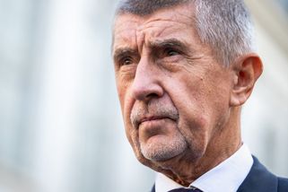 Prezident by si neměl vynucovat změny v programovém prohlášení. Obecné formulace nejsou zásadní problém, míní komentátor