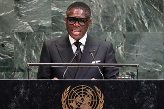 USA platí Rovníkové Guineji za příjem migrantů. Lídr země je znám superluxusním životem - Novinky