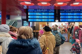 Krádež kabelů zastavila vlaky na koridoru - Novinky