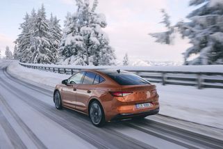 Elektromobil v zimě: Jak si prodloužit dojezd a cestovat v pohodlí - Novinky