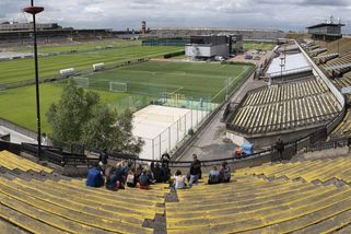 Investor Brůna: Zbořte Stadion Strahov. A postavte tam byty — HlídacíPes.org